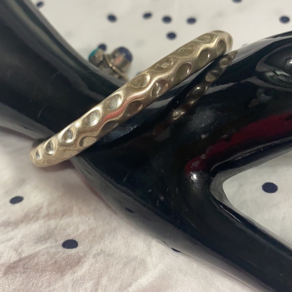 Vintage Silver metal twisted cuff bracelet with eight stones - Picture 3 of 7